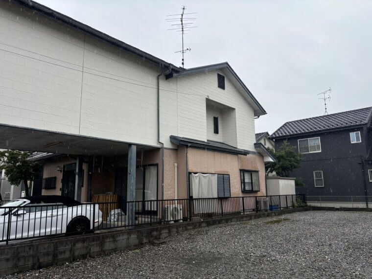 岐阜県瑞穂市T様邸（外壁塗装・屋根カバー＋樋交換／ツートンカラー） アフター