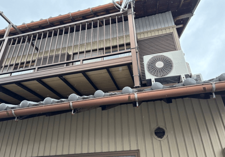 塗装前（ベランダ・雨樋部）