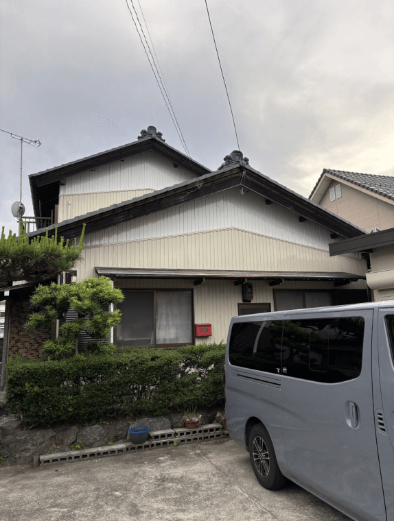 塗装後（正面玄関）