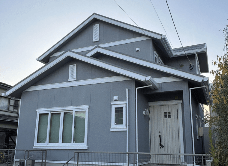 岐阜県瑞穂市 S様邸（外壁・屋根塗装 / グレー系） ビフォー