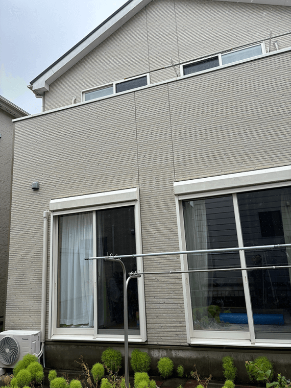 岐阜県岐阜市 S様邸（外壁・屋根カバー工法 / ベージュ系） アフター